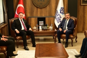 KKTC CUMHURİYET MECLİSİ BAŞKANI SAYIN DR. ZİYA ÖZTÜRKLER VE BERABERİNDEKİ HEYET MALATYA TURGUT ÖZAL ÜNİVERSİTESİNE ZİYARETİ