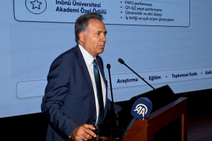 KKTC CUMHURİYET MECLİSİ BAŞKANI SAYIN DR. ZİYA ÖZTÜRKLER VE BERABERİNDEKİ HEYET İNÖNÜ ÜNİVERSİTESİ BAŞARI ÖDÜLLERİ PROGRAMINA KATILIM SAĞLADI