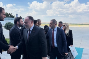 Kuzey Kıbrıs Türk Cumhuriyeti Cumhuriyet Meclisi Başkanı Sayın Dr. Ziya ÖZTÜRKLER ile Cumhuriyet Meclisi heyetini Oğuzeli Havalimanı’nda karşıladı