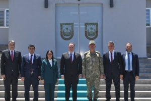 KKTC CUMHURİYET MECLİSİ BAŞKANI SAYIN DR. ZİYA ÖZTÜRKLER VE BERABERİNDEKİ HEYET ORDU KOMUTANLIĞINA ZİYARET