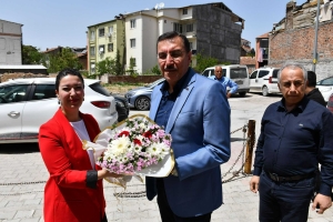 ESKİ GÜMRÜK ve TİCARET BAKANI AV. Bülent TÜFENKCİ'DEN ANLAMLI ZİYARET