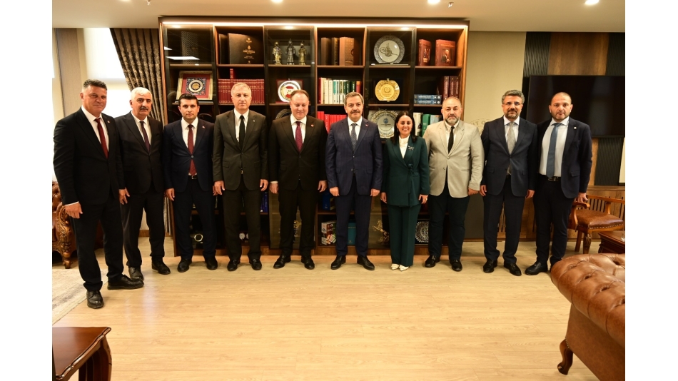 KKTC CUMHURİYET MECLİSİ BAŞKANI SAYIN DR. ZİYA ÖZTÜRKLER VE BERABERİNDEKİ HEYET MALATYA TURGUT ÖZAL ÜNİVERSİTESİNE ZİYARETİ