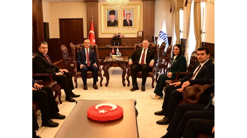 KKTC CUMHURİYET MECLİSİ BAŞKANI SAYIN DR. ZİYA ÖZTÜRKLER VE BERABERİNDEKİ HEYET MALATYA VALİLİĞİ ZİYARETİ
